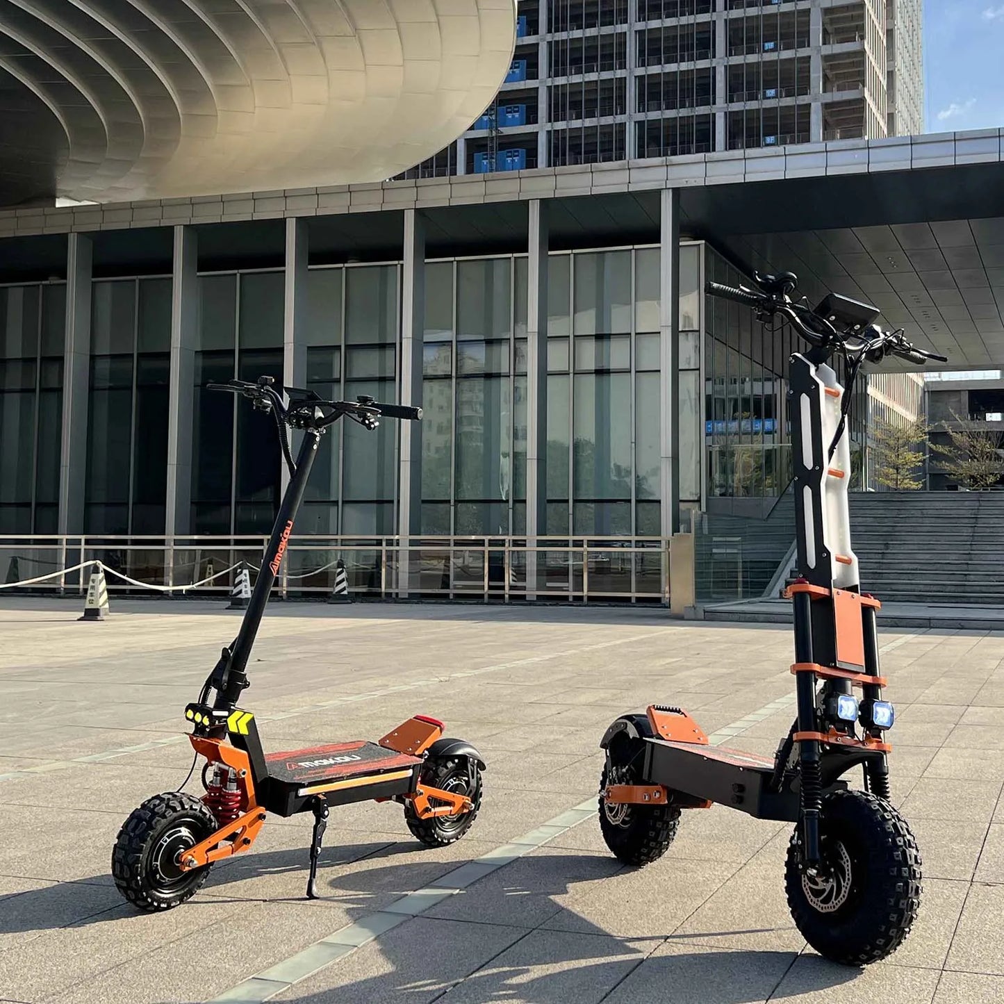 2024 New 6000W 60V 40V Dual Motor Electric Scooter Dual Suspension Shock Absorption Maximum Speed 95km/h 11 inch Off-Road Tyres