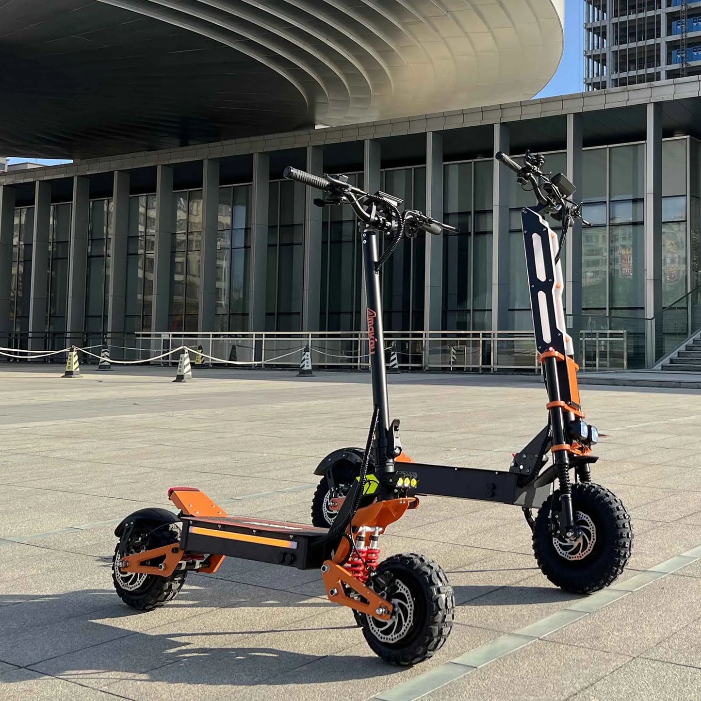 2024 New 6000W 60V 40V Dual Motor Electric Scooter Dual Suspension Shock Absorption Maximum Speed 95km/h 11 inch Off-Road Tyres